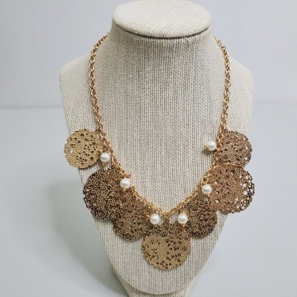 Statement Necklace Gold Tone Faux Pearl‎ Beaded Flo